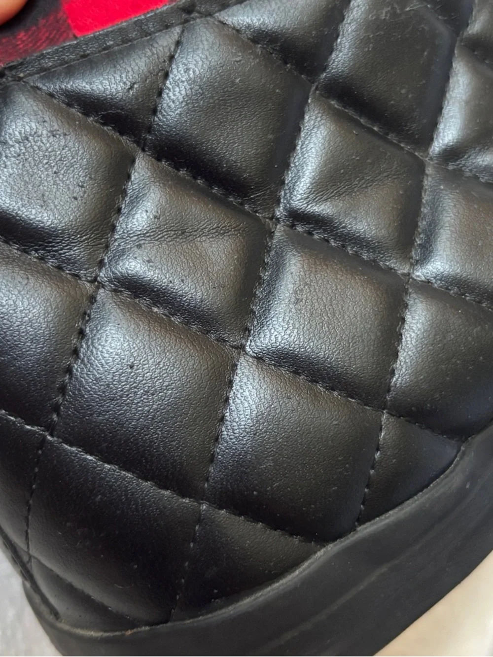 Joe Boxer Black Quilted High Top Sneakers Size 9 Buffalo Plaid Lining Side Zip
